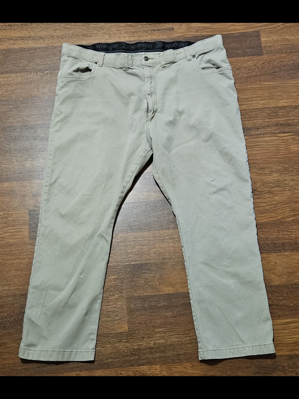 WRANGLER mens pants SIZE 44x27 COLOR KHAKI CLD